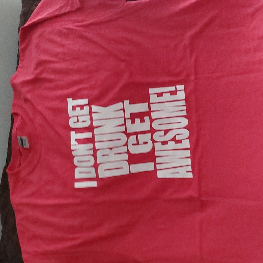 CUSTOM MADE TSHIRTS